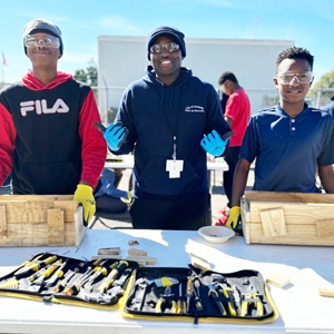 300x300Male-Mentorship-bird-house